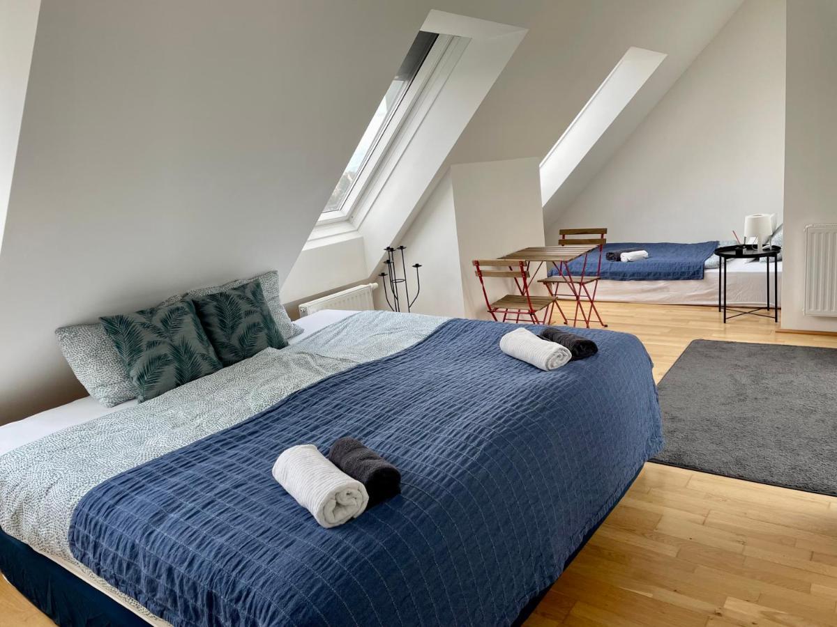 Eca Rooftop Live - Private Rooms & Serviced Apartments Vienna Room photo